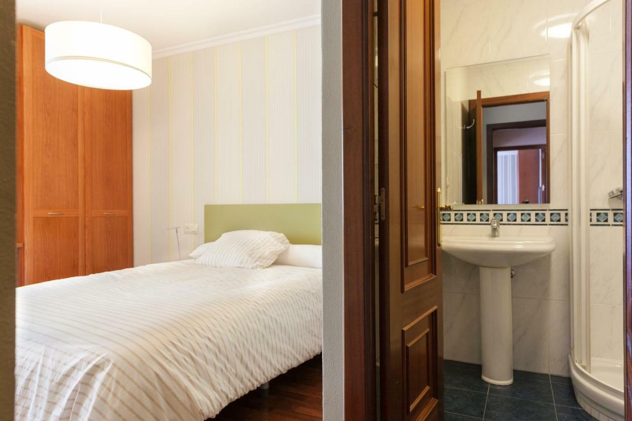 Zafiro Suites Santiago de Compostela Exterior foto